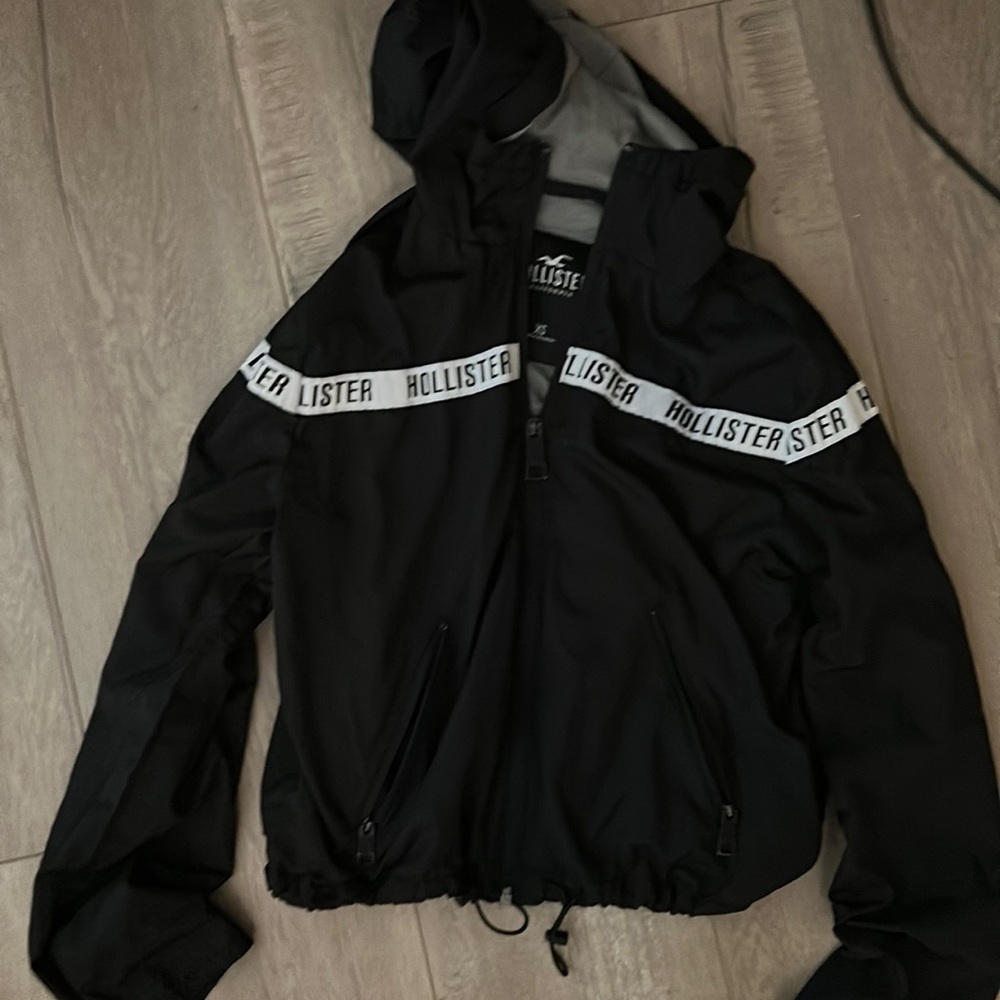Hollister Windbreaker zip up